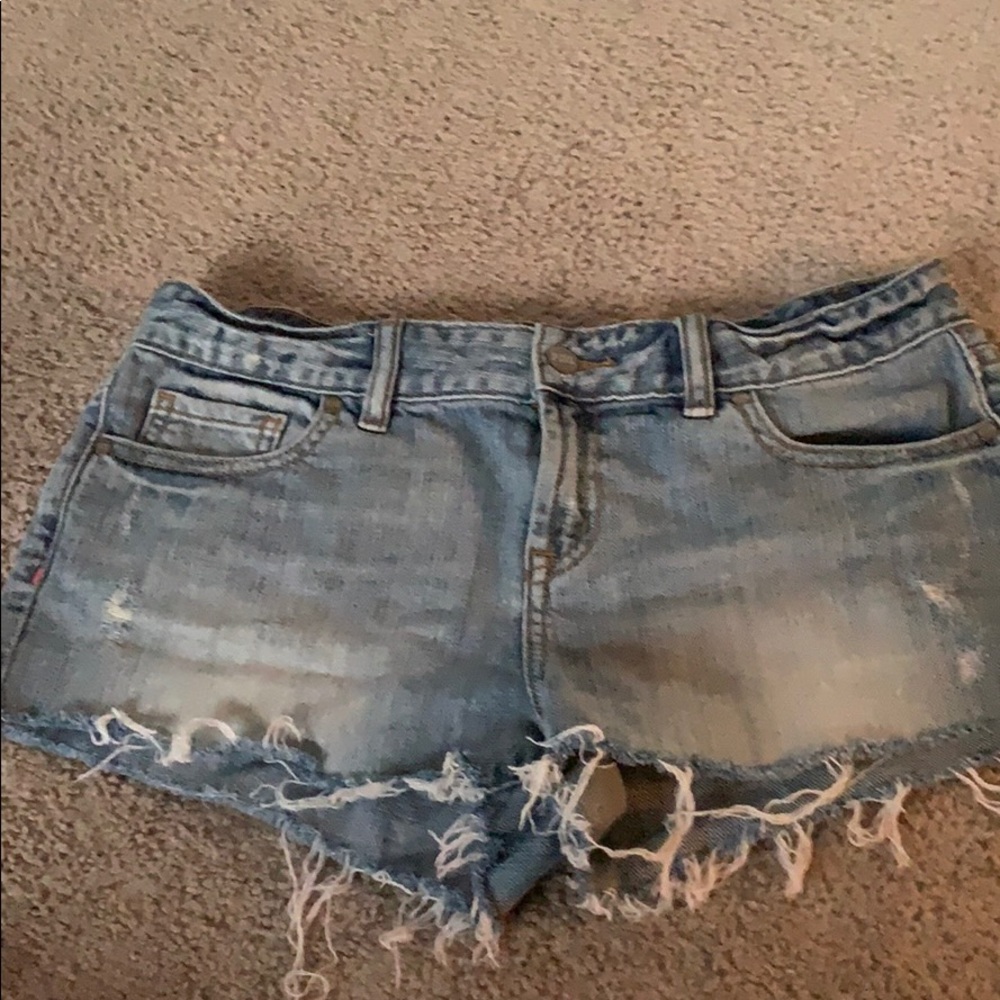 PINK JEAN SHORTS